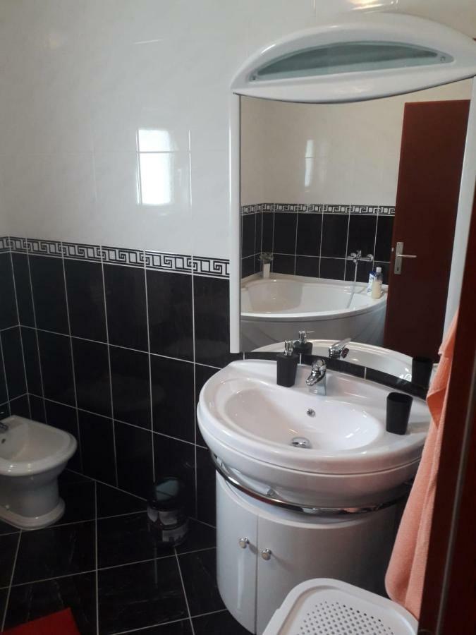 Apartman Matkovic イモツキ エクステリア 写真